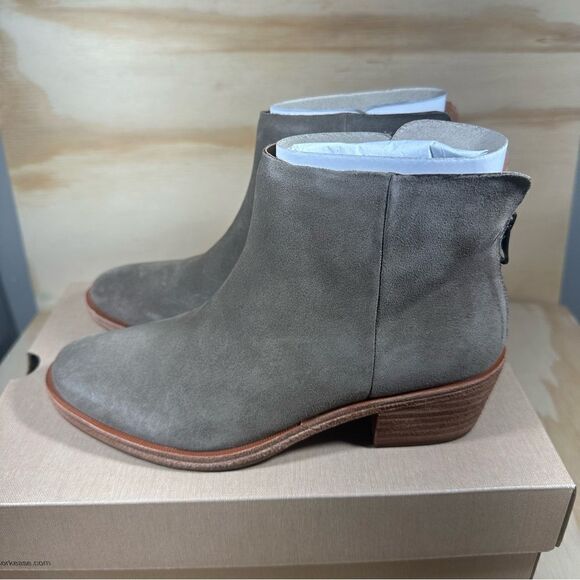 Kork Ease Kecia Suede Ankle Boots Women’s Size 6 New in Box - Picture 1 of 6